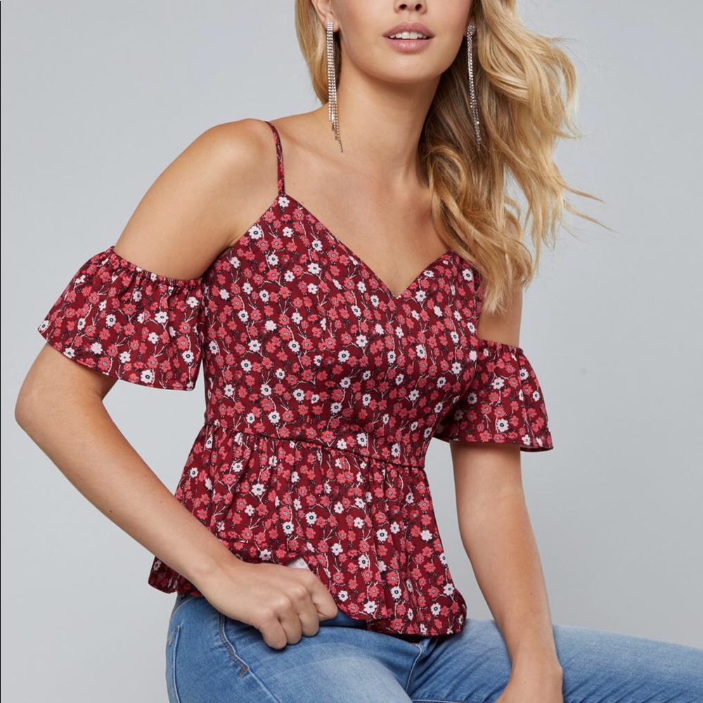 NWT-Bebe Printed Babydoll Top